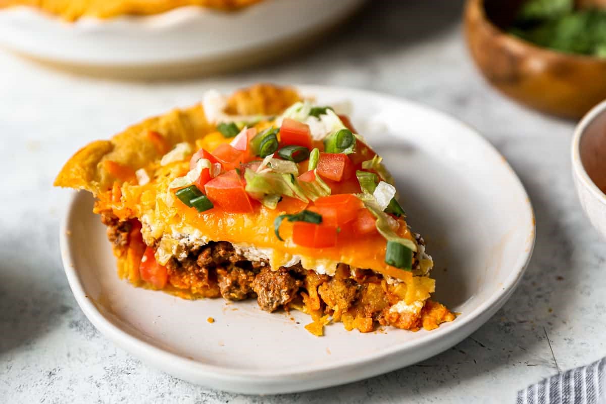 https://homepressurecooking.com/wp-content/uploads/2017/06/5-layer-taco-pie-in-the-pressure-cooker.jpg