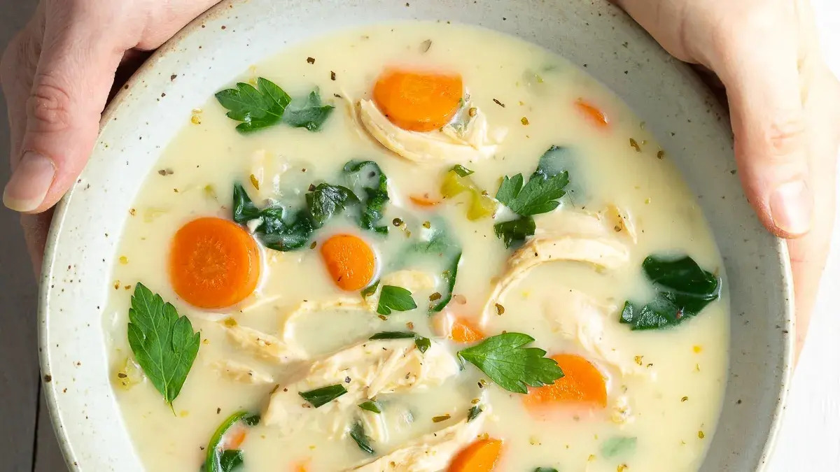 Instant-Pot-Chicken-Spinach-Pasta-Soup