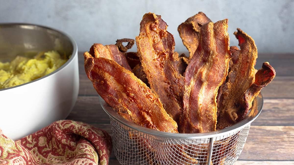 Air Fryer Bacon: Crispy Bacon in the Ninja Foodi Recipe