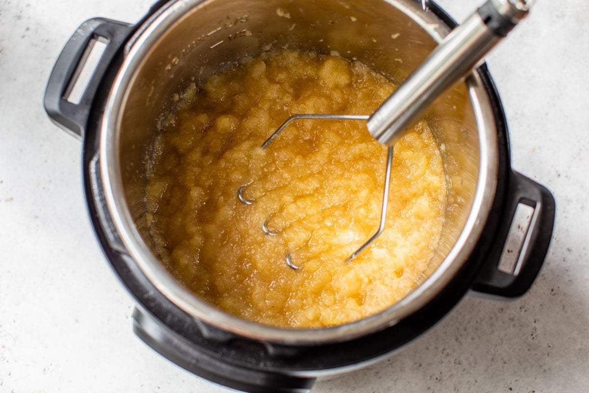 How to Make Pumpkin Apple Sauce in the Pressure Cooker