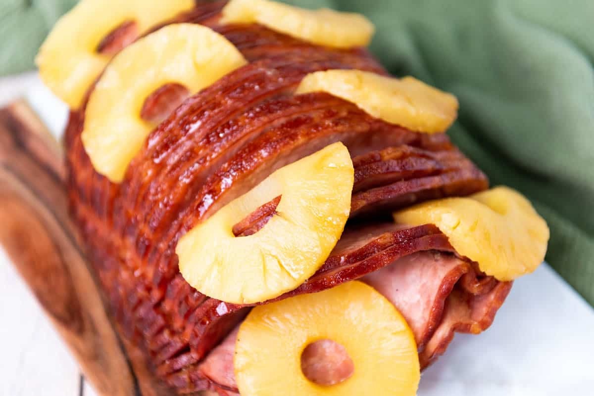 The Ultimate Guide to Making the Best Pineapple Glazed Ham in the Pressure Cooker
