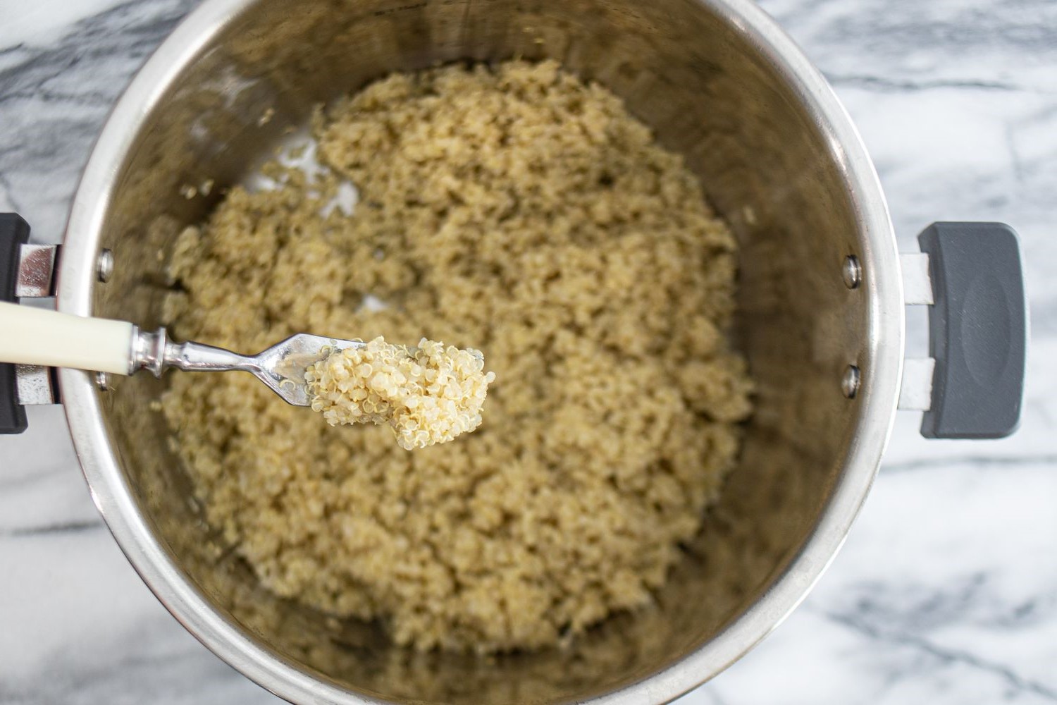 Pressure Cooker Quinoa Recipe: Simple & Fast