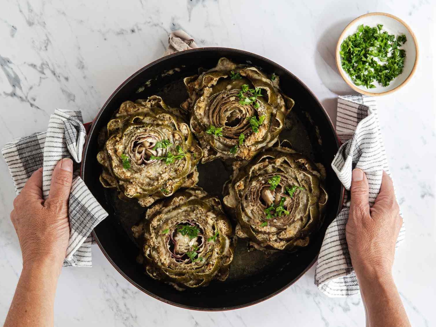 Instant Pot Artichoke Recipe: Simple & Delicious