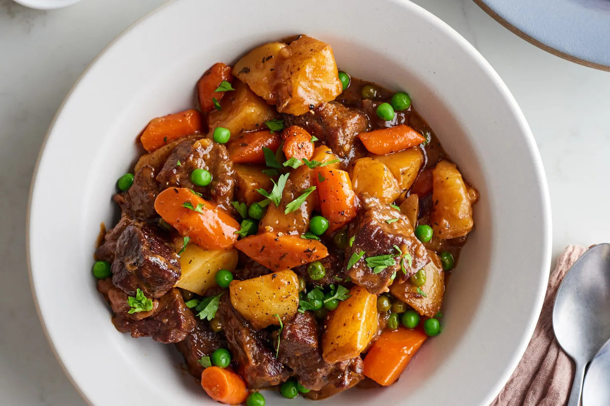 Instant Pot Beef Stew Recipe: Hearty & Delicious