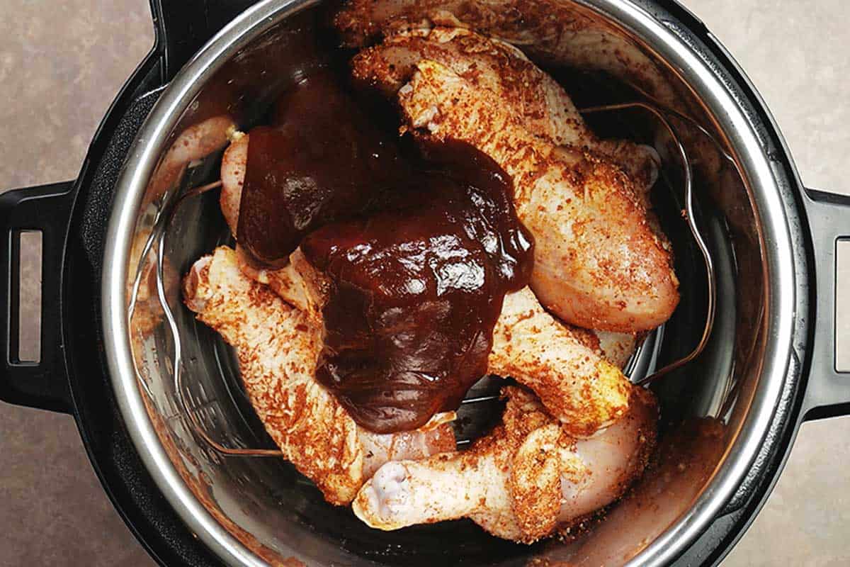 Instant Pot Chicken Legs Recipe: Simple & Savory