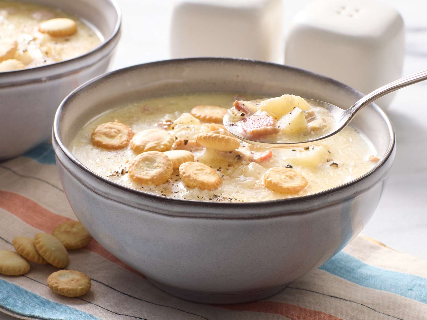 instant-pot-clam-chowder-recipe-creamy-comforting