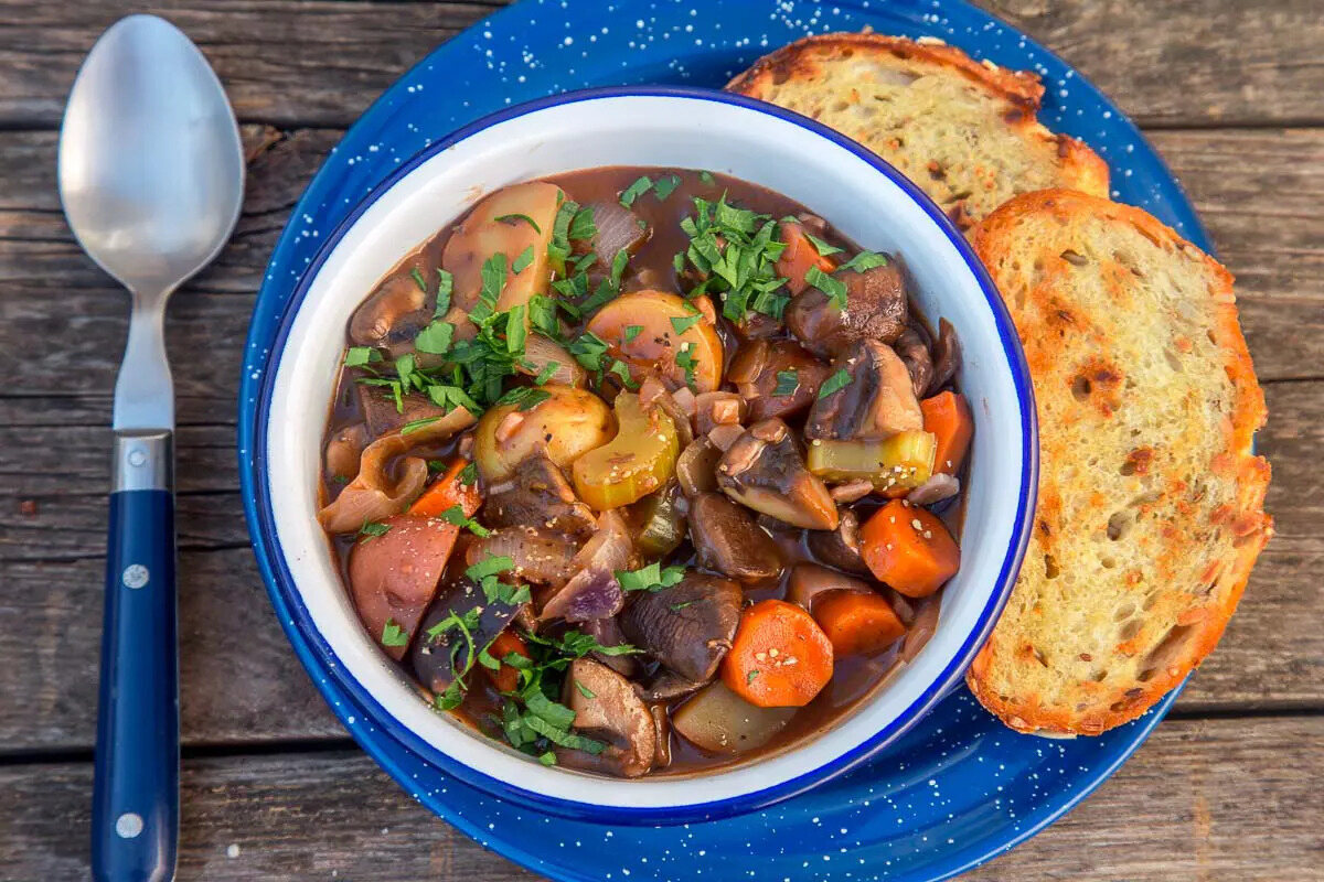 Dutch Oven Vegetable Stew