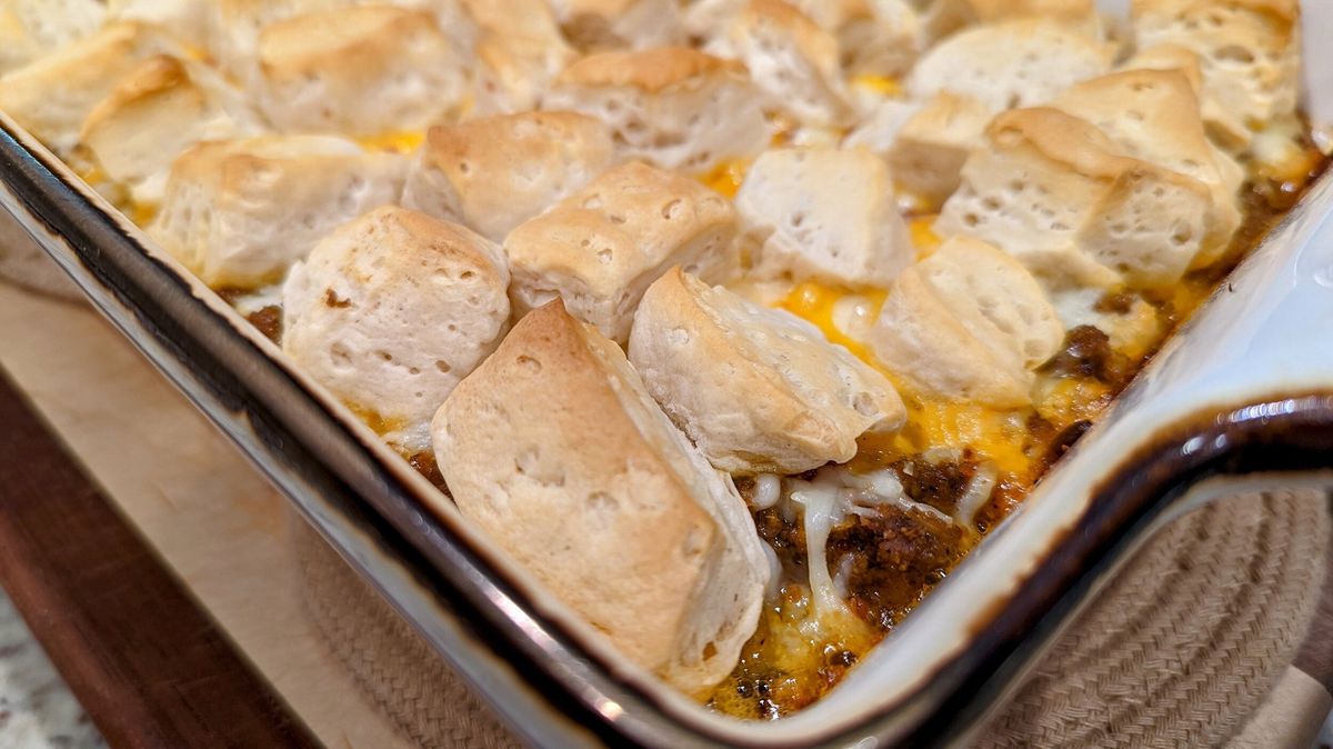 Bacon Cheeseburger Biscuit Casserole Recipe