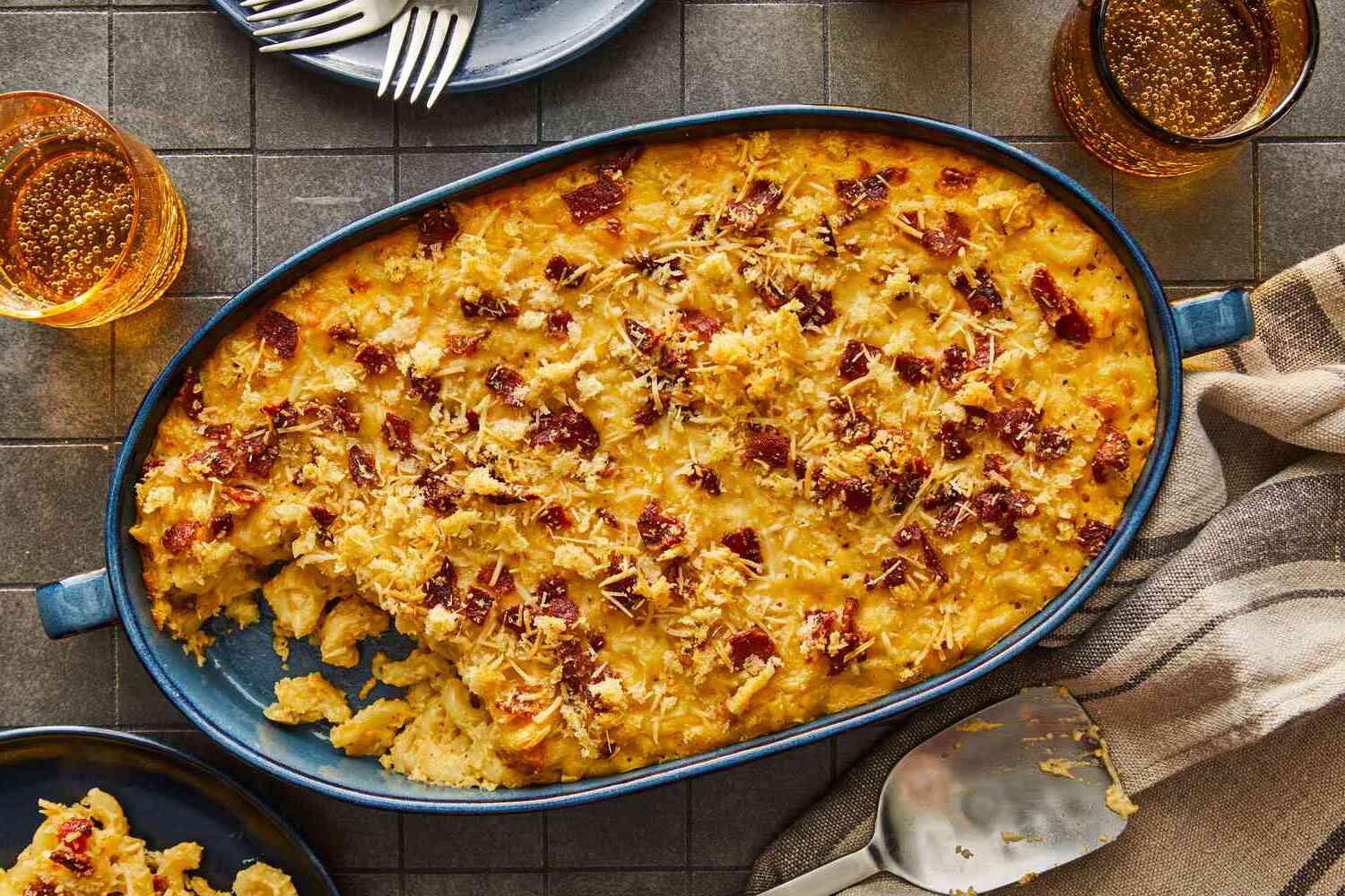 bacon-mac-and-cheese-casserole-recipe