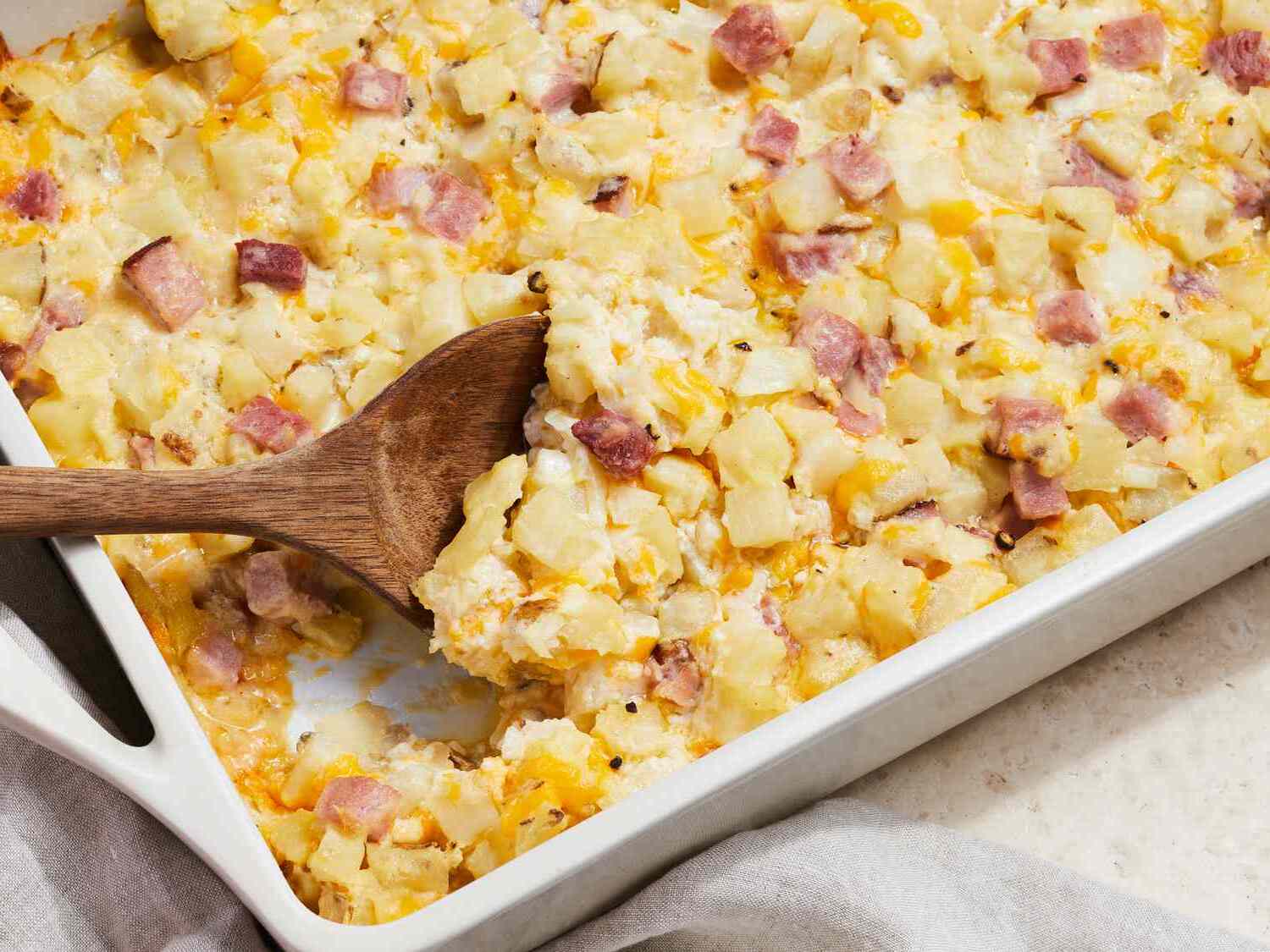 Cheesy Ham and Potato Casserole Recipe