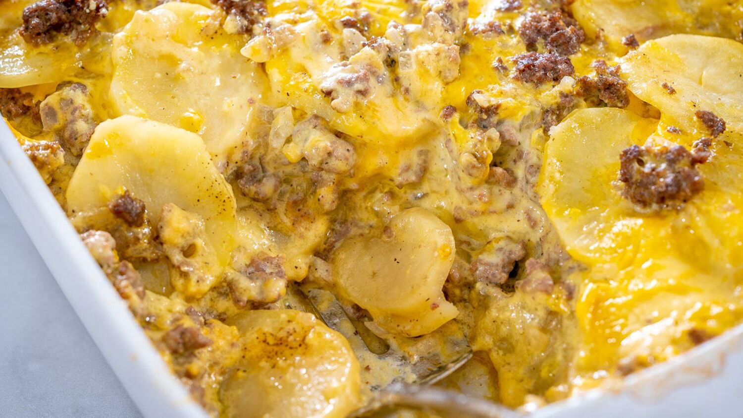 cheesy-hamburger-potato-casserole-recipe