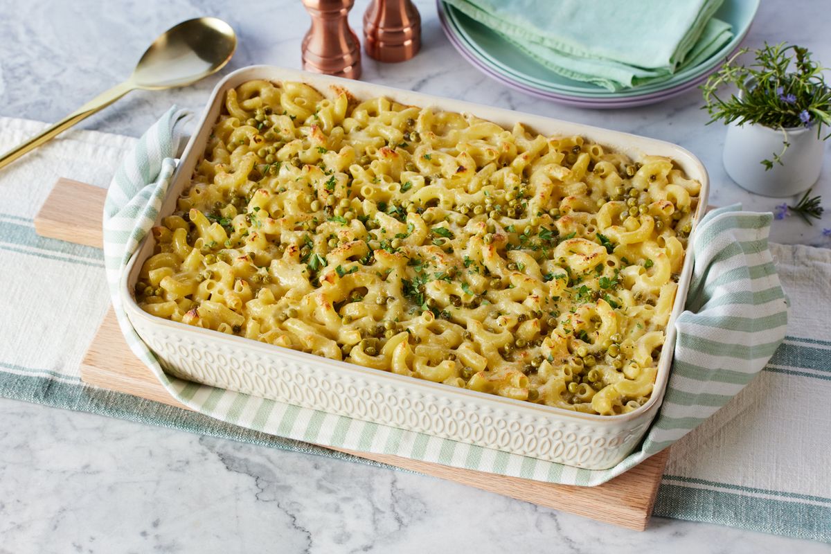 Mac and Cheese Peas Casserole Recipe