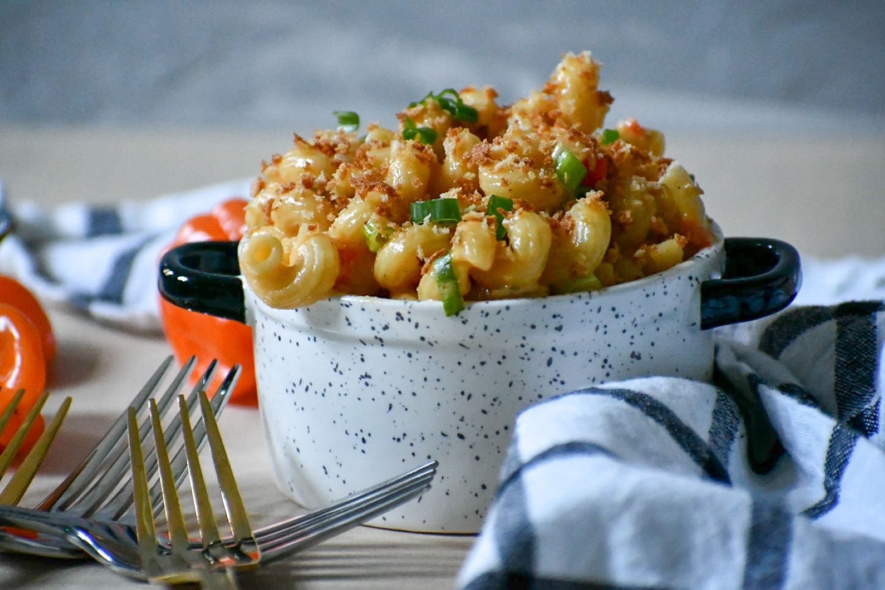 Spicy Mac and Cheese Casserole Recipe