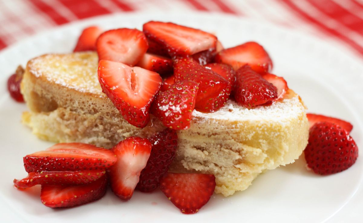 Strawberry Cheesecake French Toast Casserole Recipe