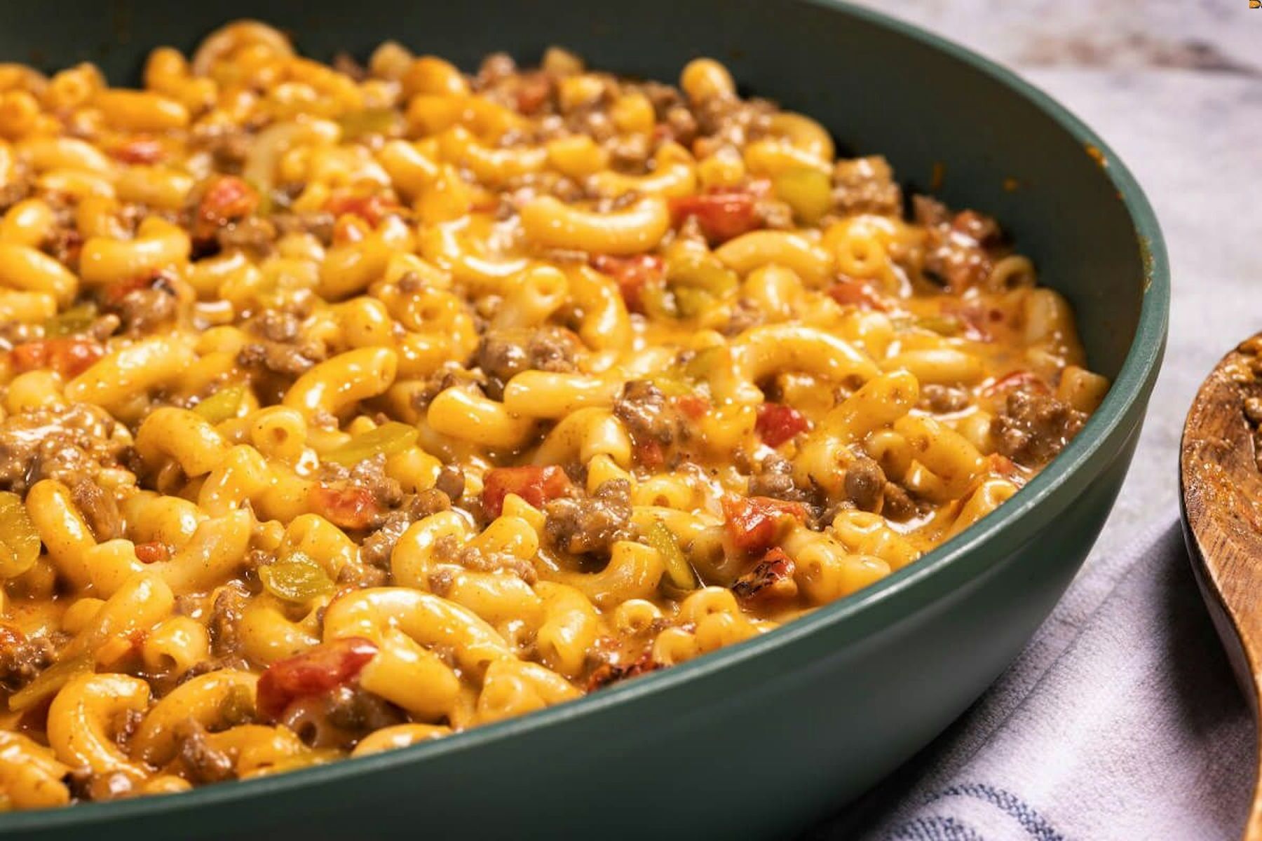 Taco Mac and Cheese Casserole Recipe