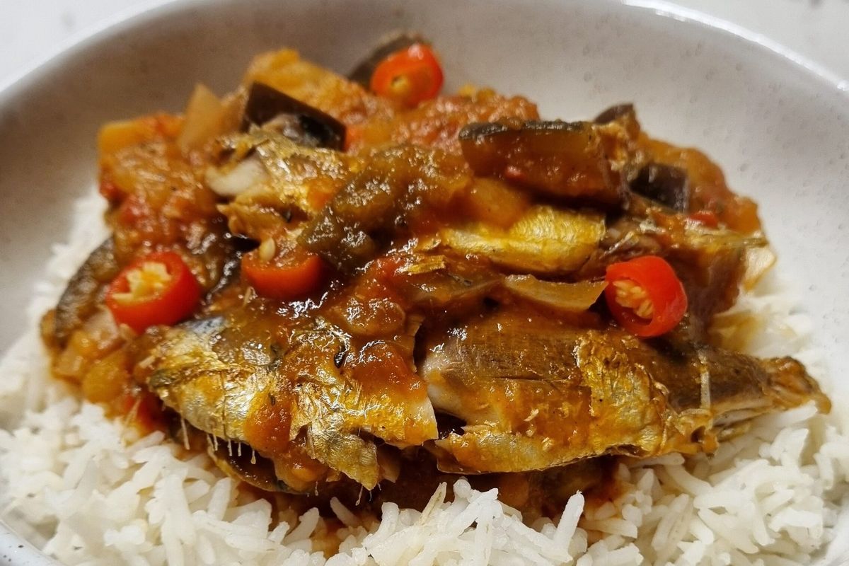 Island Style Sardines and Rice Recipe