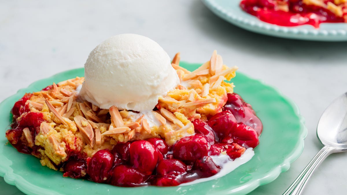 Cherry Dump Cake Recipe