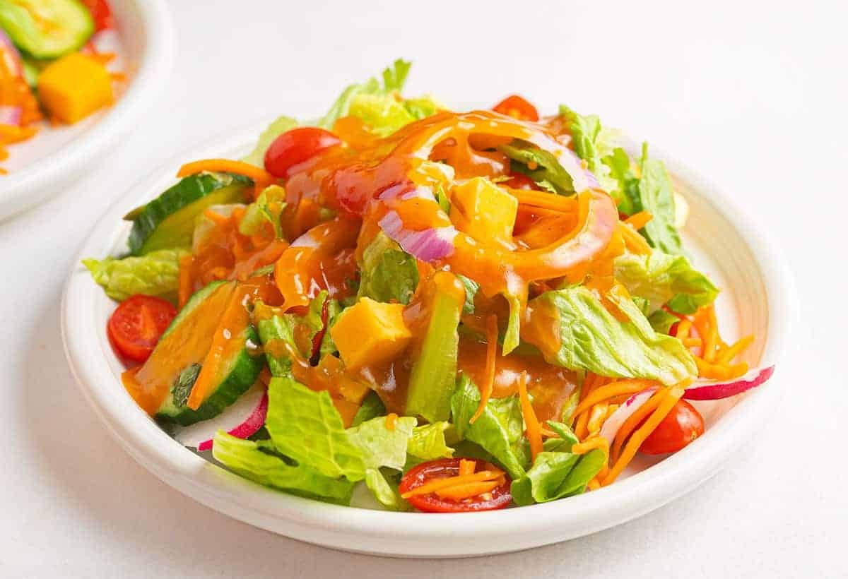Classic Tossed Salad Recipe