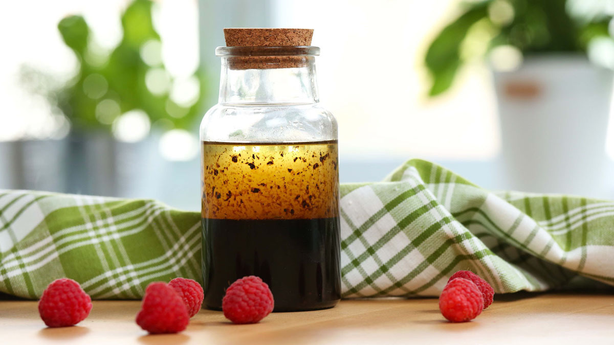 Fresh Raspberry Balsamic Vinaigrette Recipe