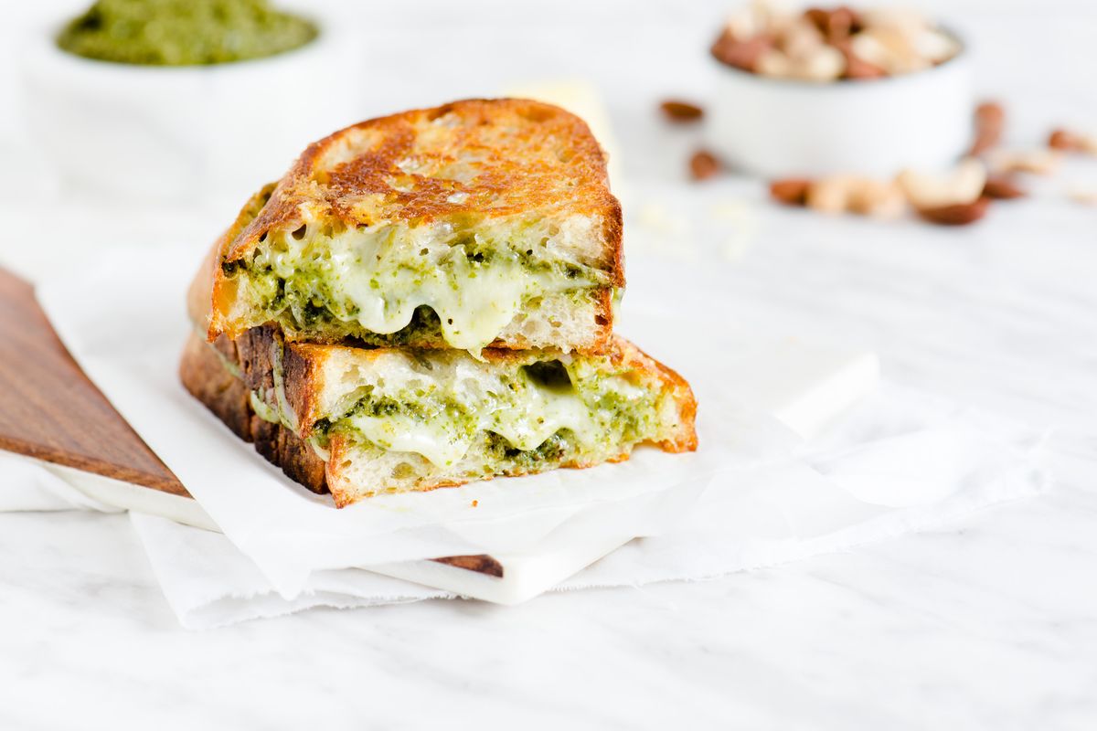 Pesto Grilled Cheese Sandwich Recipe