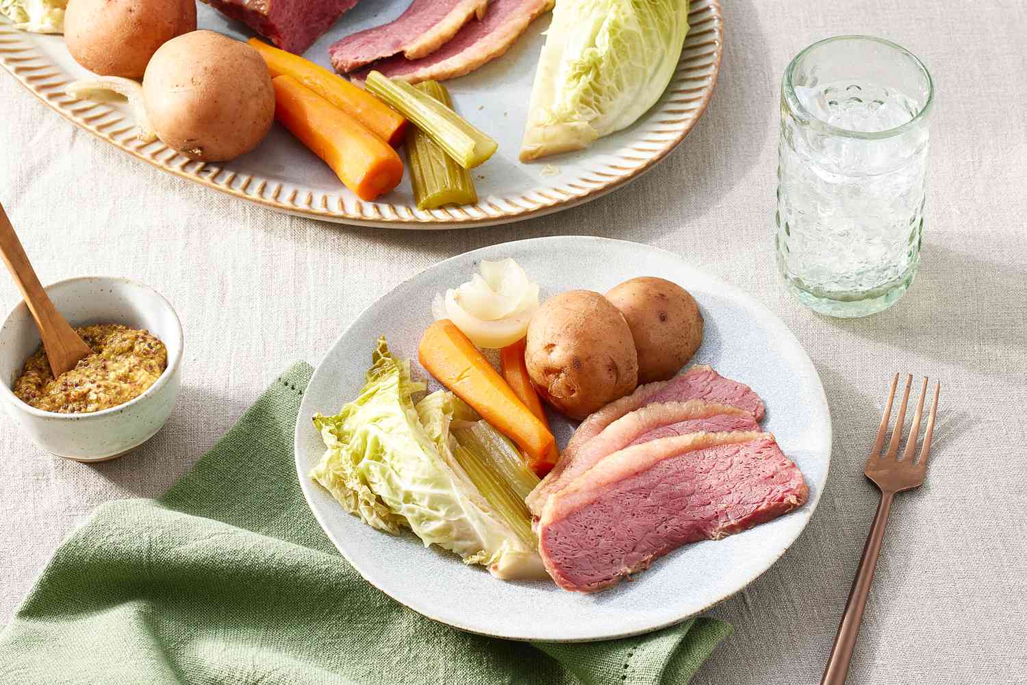 Slow Cooker Corned Beef and Cabbage Recipe